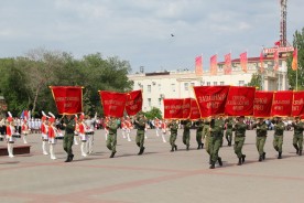 В Волгодонске прошёл парад, посвящённый 71 годовщине Победы в Великой Отечественной войне