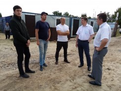 Депутаты фракции «Единая Россия» посетили строящийся Центр единоборств