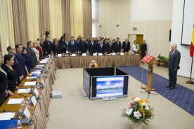 Петр Горчанюк вступил в должность председателя Волгодонской городской Думы-главы города. Полномочия высшего должностного лица депутаты делегировали ему единогласно.