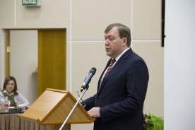 Петр Горчанюк вступил в должность председателя Волгодонской городской Думы-главы города. Полномочия высшего должностного лица депутаты делегировали ему единогласно.