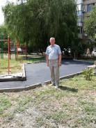 Дороги к дому и школам: как депутаты исполняют наказы избирателей