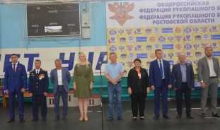 Волгодонские депутаты приняли участие в открытии турнира по рукопашному бою