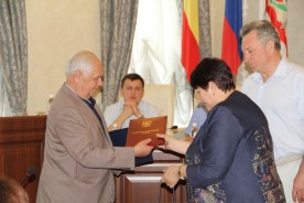 Председатель Волгодонской Думы-глава города поздравила с юбилеем почетного гражданина Волгодонска Андрея Ковалевского
