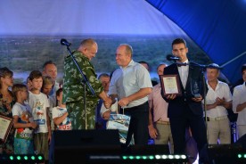 Председатель Волгодонской городской Думы – глава города поздравила финалистов фестиваля «Струны души»