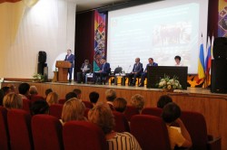 В Волгодонске обсудили проект областного закона о развитии агломераций