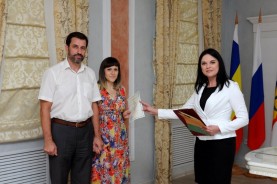 Дочь депутата Брежнева стала тысячным ребёнком в Волгодонске