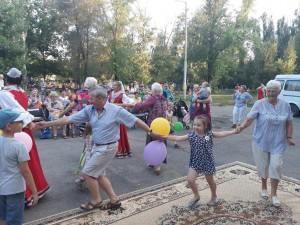 Вместе весело шагать!