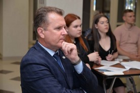 Молодые парламентарии пополнили Южный регистр доноров костного мозга