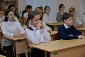 Сергей Ладанов провел атомный урок для школьников