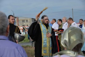 В Волгодонске восстановили поклонный киот на въезде в город