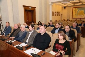 Депутат Государственной Думы Виктор Дерябкин обсудил с депутатами Волгодонской Думы вопросы агломерации и посетил строительство мусорного полигона