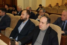 Депутат Государственной Думы Виктор Дерябкин обсудил с депутатами Волгодонской Думы вопросы агломерации и посетил строительство мусорного полигона