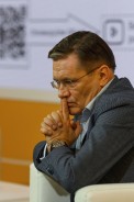 Председатель Молодежного парламента Александр Морозов представил главе Росатома экопроект «Чистый город начинается с тебя»