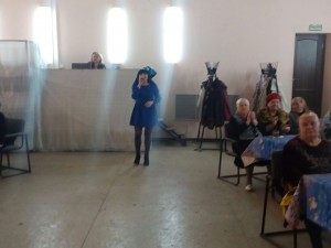 "Нам года - не беда, коль душа молода!"