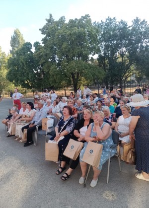 В 12-м избирательном округе состоялось праздничное мероприятие, посвященное 75-летию города Волгодонска.