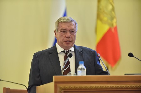 Василий Голубев выступил с отчетом за 2022 год перед донскими депутатами