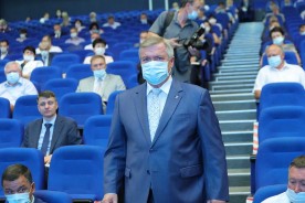 Людмила Ткаченко посетила конференцию регионального отделения партии «Единая Россия»