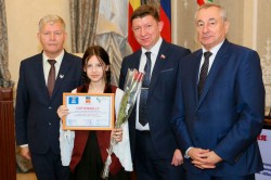 Одаренные школьники получили сертификаты на именные стипендии от Кредитного потребительского кооператива «СБС»