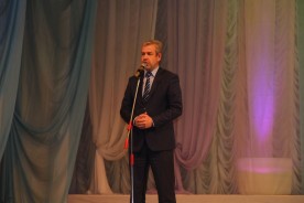 «Ведь люди так не делятся…»: в Декаду инвалидов дети с ограниченными возможностями здоровья подарили горожанам прекрасный концерт