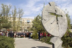 Депутаты почтили память погибших и умерших ликвидаторов Чернобыльской АЭС