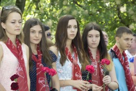 День памяти и скорби: волгодонцы возложили цветы к памятникам жертвам фашизма