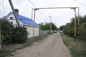 Грустный юбилей: жители нечетной стороны ул. Железнодорожной живут без дороги с твердым покрытием к своим домам уже 60 лет
