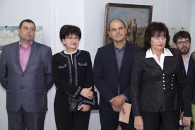 В Волгодонском художественном музее открылась выставка «Волгодонск: три поколения созидателей»