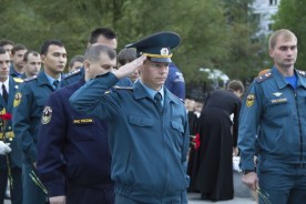 Время не лечит. Спустя 16 лет после теракта в Волгодонске сотни людей продолжают приходить к месту трагедии