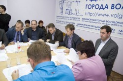 Депутаты обсудили темпы капремонта пяти дорог и перспективы восстановления других магистралей