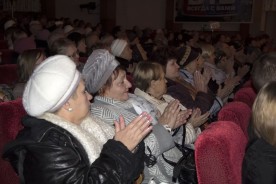 Петр Горчанюк поздравил с юбилеем ансамбль «Россияночка»