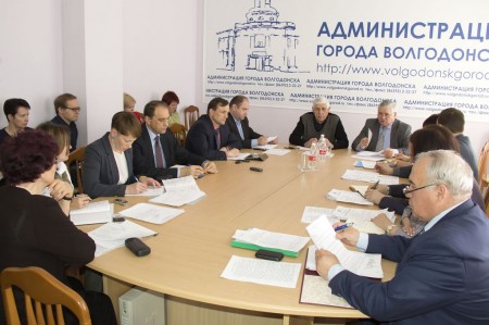 Рассмотрели рекордное количество вопросов. Состоялось апрельское заседание организационно-правовой комиссии