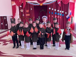 Поздравление ветеранов 8 округа