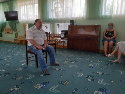 В Волгодонске депутат округа № 4 Георгий Ковалевский встретился с коллективом детского сада «Голубые дорожки»