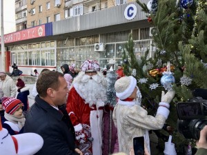 Новогодние традиции восьмого округа