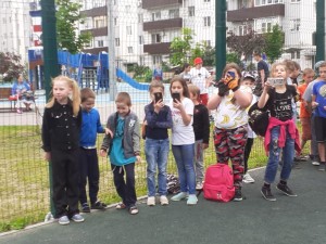 Депутат округа № 4 Волгодонска Георгий Ковалевский провел праздник для юных жителей