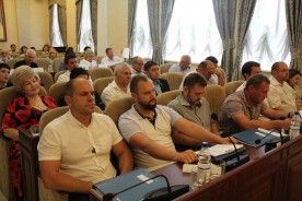 Июльская Дума: поддержка молодежи, взаимодействие с  общественниками, утверждение изменений в бюджете