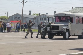 Заместитель председателя Думы Игорь Батлуков принял участие в празднике «День призывника»