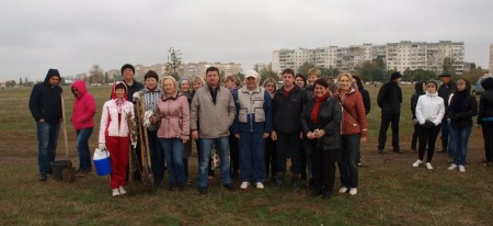 В День древонасаждения в Волгодонске высадили почти 3000 зеленых насаждений