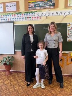 Юные художники 8 округа проявили неравнодушие к будущему страны