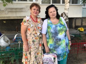 Талантливая мастерица из округа №14 радует волгодонцев своим рукоделием 