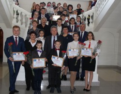 Людмила Ткаченко побывала на встрече с одаренной молодежью