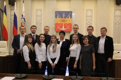 Четвертый созыв Молодежного парламента выбрал своего председателя и начал работу
