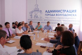 Депутатская комиссия по ЖКХ: приют, освещение, маршруты