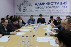 Комиссия городской Думы по ЖКХ: остановки общественного транспорта необходимо обследовать