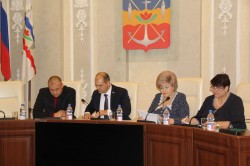 «В году предстоящем придется жить по средствам…»
