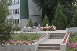 Скорбим…