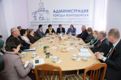 Депутат Государственной Думы Виктор Дерябкин встретился с лидерами профсоюзного движения Волгодонска