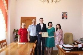Волгодонские школьники получили сертификаты МГИМО