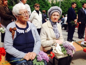 МИТИНГ ПАМЯТИ У ОБЕЛИСКА