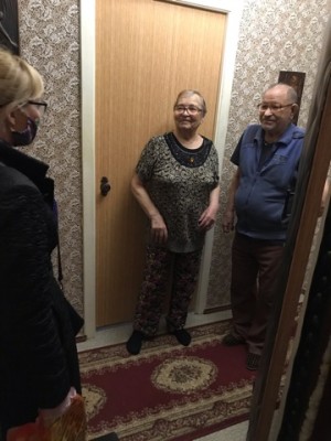 Накануне самого главного праздника - Дня Победы, в избирательном округе №15 поздравили ветеранов ВОВ